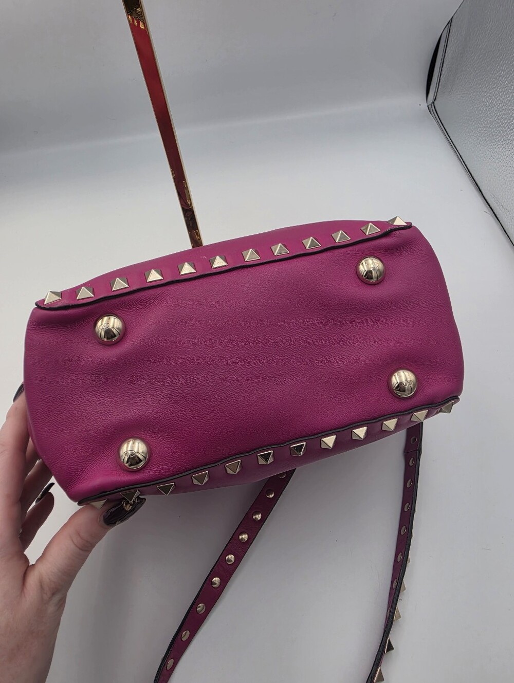 Valentino Garavani Fushia Rock Stud 2-Way Small Tote Gold Hardware (EUC)COA💖 - Picture 8 of 11